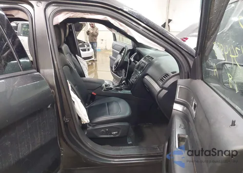 2018 Ford Explorer Xlt из США, поврежденный, VIN 1FM5K8D88JGA53368